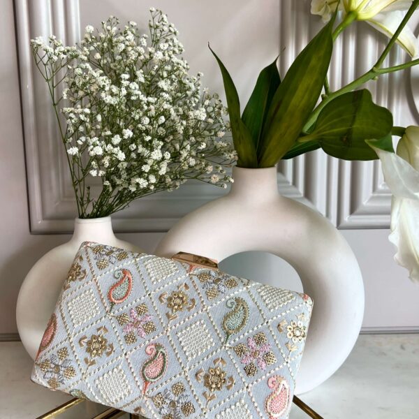 IVORY PAISLY  CLUTCH