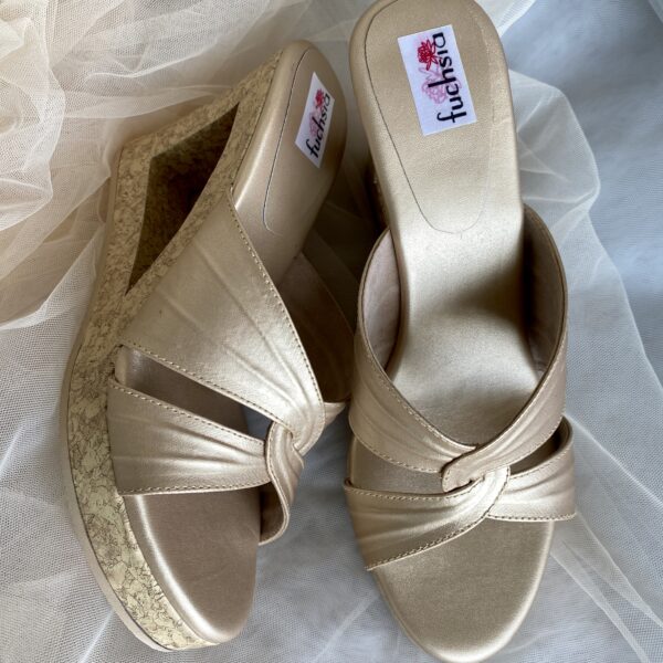 WRAP CUTOUT GOLD  HEELS