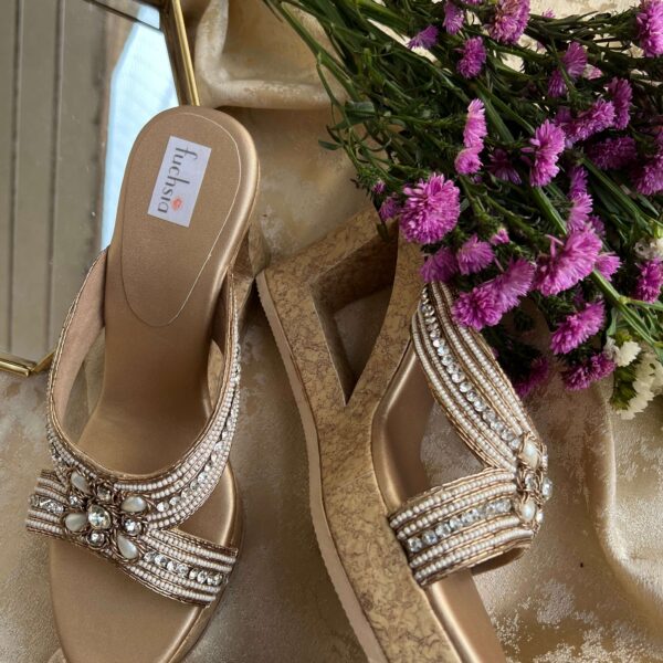 GOLD VELVET HEEL SLIDER (Copy)