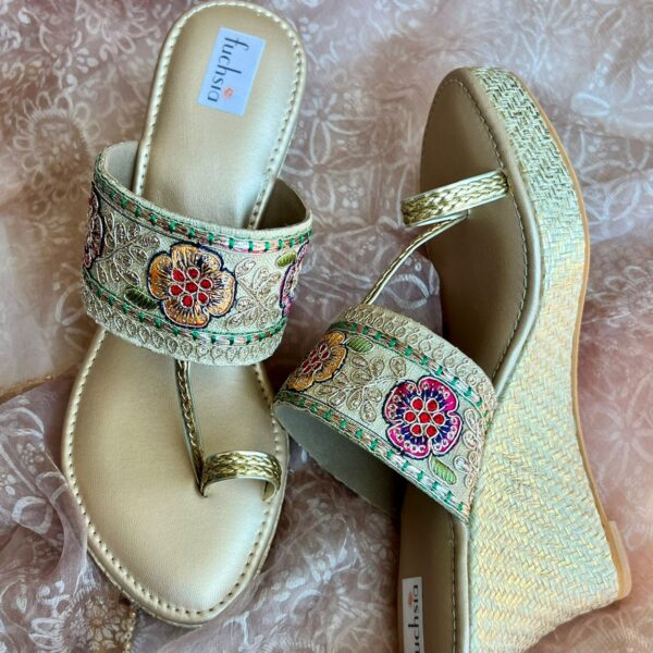 Floral elegance kolhapuri